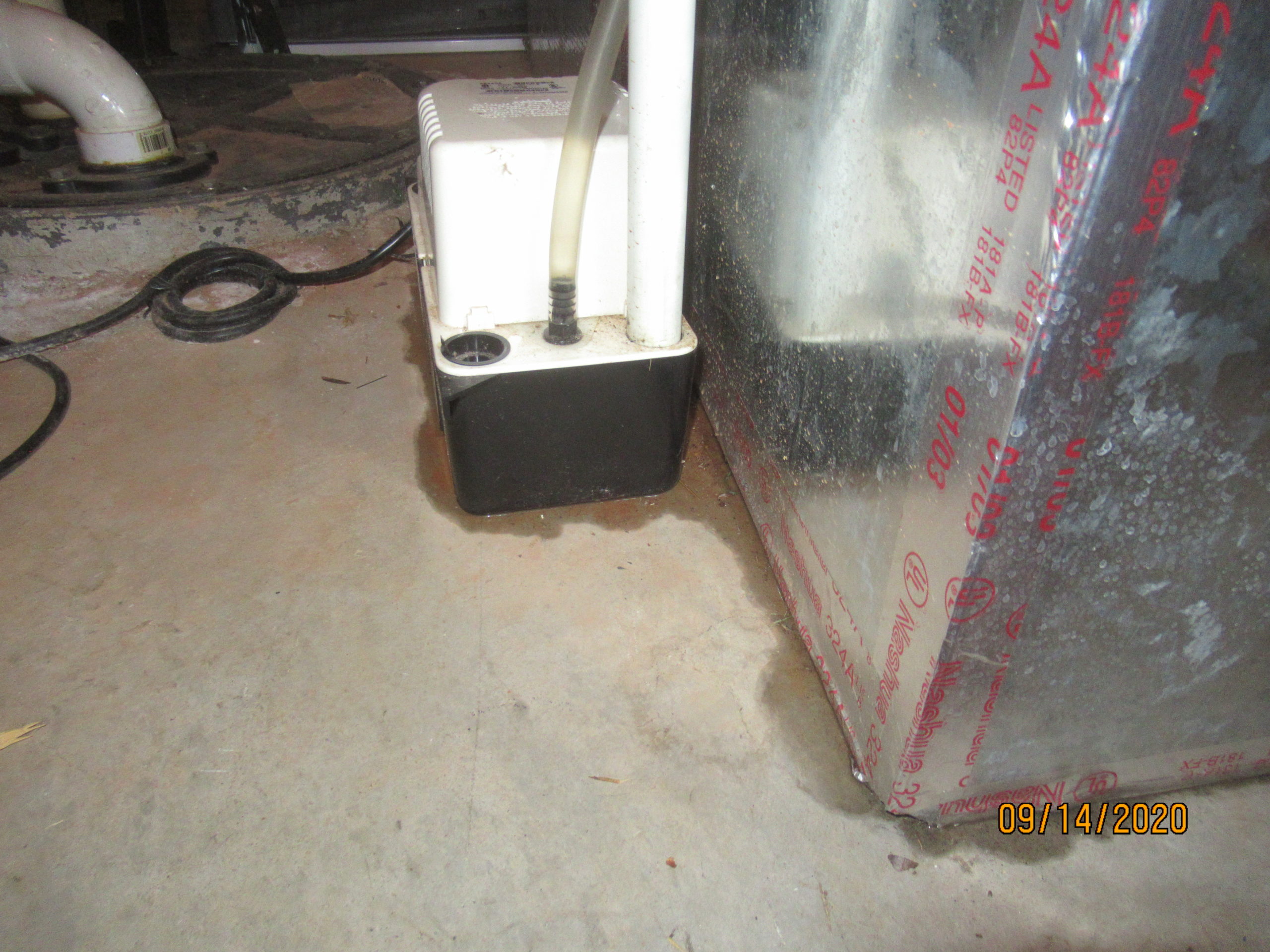 A leaking condensation pump